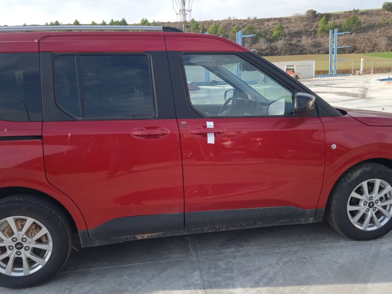 ford tourneo courier del año 2024