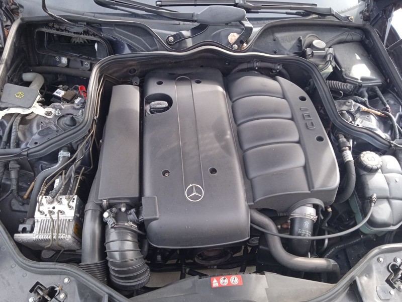 mercedes-benz clase e (w211) del año 2004