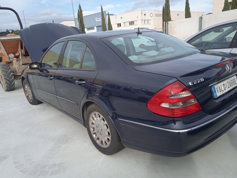 mercedes-benz clase e (w211) del año 2004