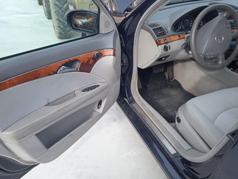 mercedes-benz clase e (w211) del año 2004