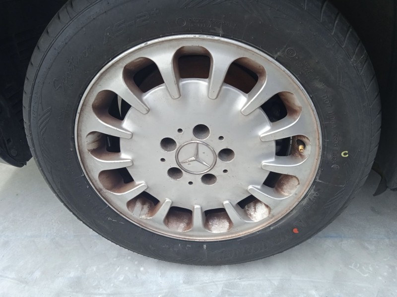 mercedes-benz clase e (w211) del año 2004