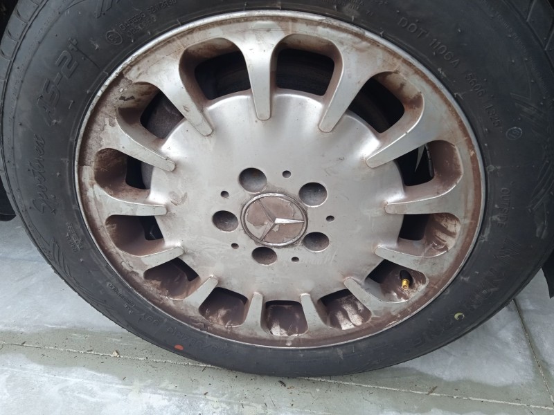 mercedes-benz clase e (w211) del año 2004