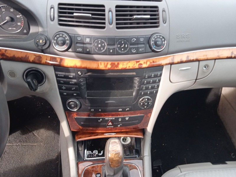 mercedes-benz clase e (w211) del año 2004