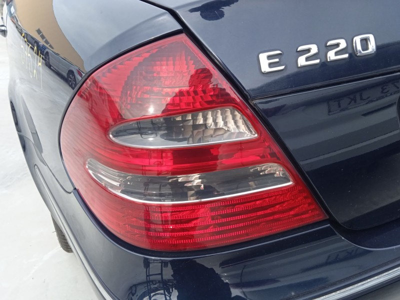 mercedes-benz clase e (w211) del año 2004