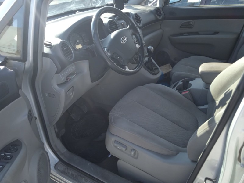 kia carens iii monospace (un) del año 2009