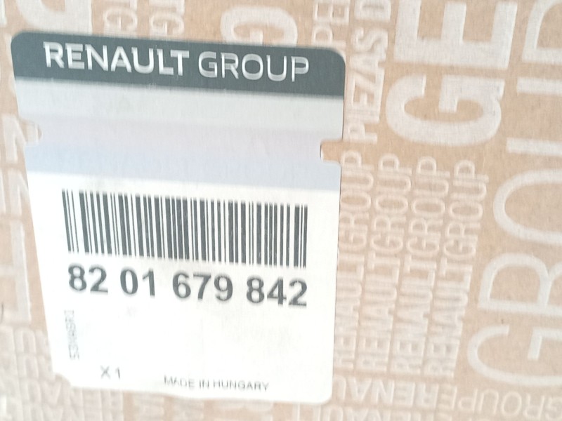 Recambio de apoyabrazos central para dacia sandero ii (b8_) 1.5 dci referencia OEM IAM 8201679842  