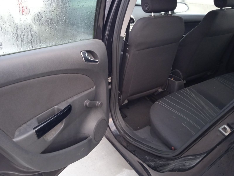 opel corsa d (s07) del año 2007