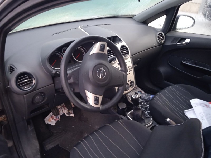 opel corsa d (s07) del año 2007