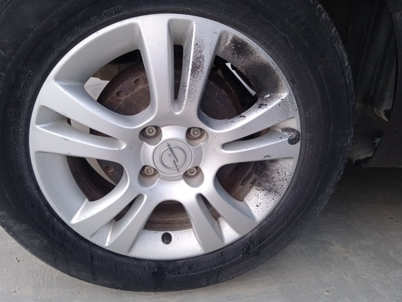 opel corsa d (s07) del año 2007