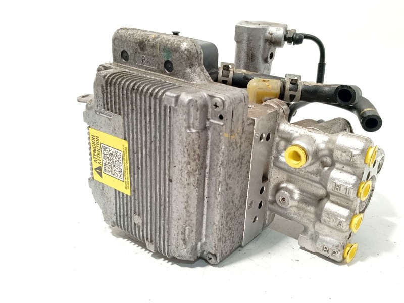 Recambio de abs para toyota auris station wagon (_e18_) 1.8 hybrid (zwe186_) referencia OEM IAM 4721012170 4727047030 