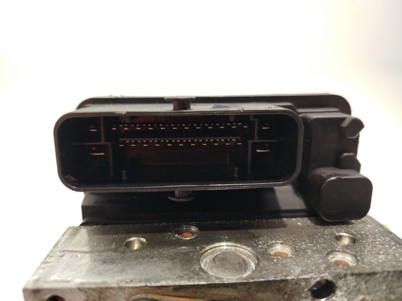 Recambio de abs para nissan leaf (ze1) electric referencia OEM IAM 476605SH5A  8921C0412