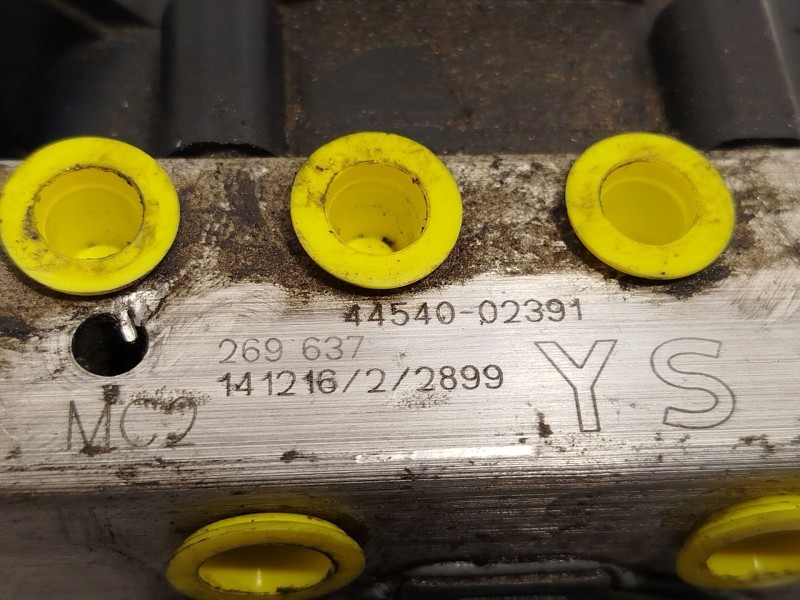 Recambio de abs para toyota auris active referencia OEM IAM 4454002391 0265956014 269637