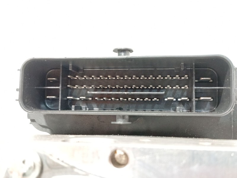 Recambio de abs para toyota yaris (_p21_, _pa1_, _ph1_) 1.5 hybrid (mxph10) referencia OEM IAM 445400D780 0265957151 970448