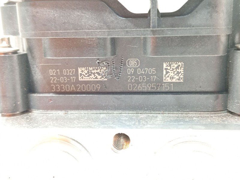 Recambio de abs para toyota yaris (_p21_, _pa1_, _ph1_) 1.5 hybrid (mxph10) referencia OEM IAM 445400D780 0265957151 970448