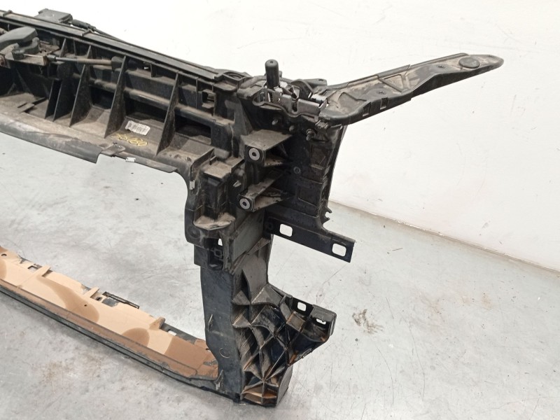 Recambio de panel frontal para audi q2 (gab, gag) 2.0 tdi referencia OEM IAM 81A805594B  