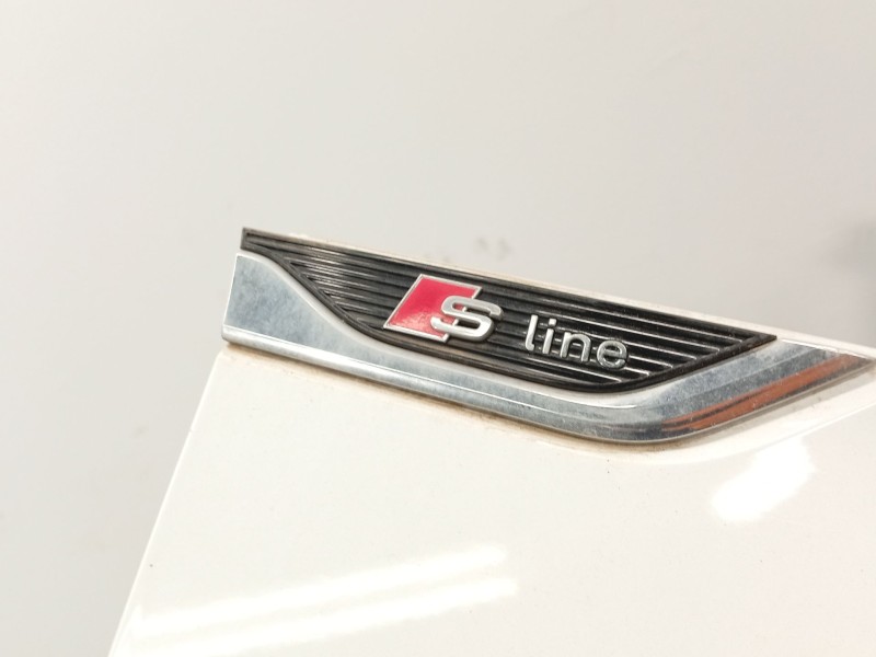 Recambio de aleta delantera derecha para audi a5 sportback (f5a, f5f) 35 tdi referencia OEM IAM 8W6821106B  