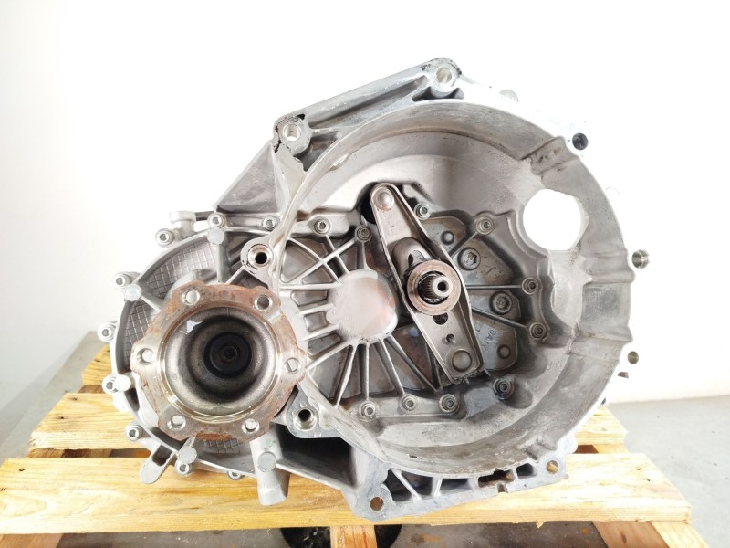 Recambio de caja cambios para volkswagen t-roc (a11, d11) 1.0 tsi referencia OEM IAM UTV 0AJ300044B FM6AJ025