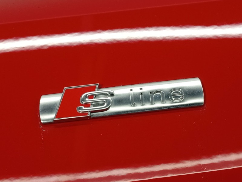 Recambio de aleta delantera izquierda para audi a1 sportback (gba) 30 tfsi referencia OEM IAM 82A821021  