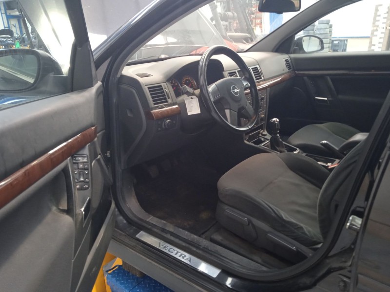 opel vectra c (z02) del año 2004