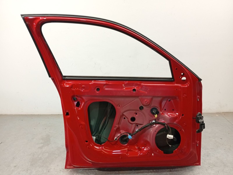 Recambio de puerta delantera izquierda para audi a1 sportback (gba) 30 tfsi referencia OEM IAM 82G831051  