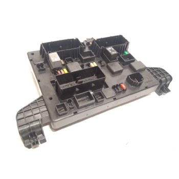 CAJA RELES / FUSIBLES 13343950 365927271