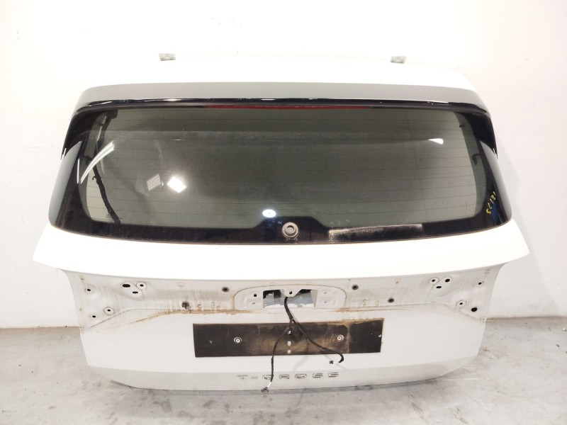 Recambio de porton trasero para volkswagen t-cross (c11, d31) 1.0 tsi referencia OEM IAM 2GM827025E  