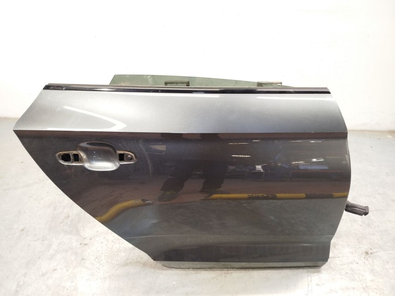 Recambio de puerta trasera derecha para audi a5 sportback (f5a, f5f) 35 tdi referencia OEM IAM 8W8833052J  