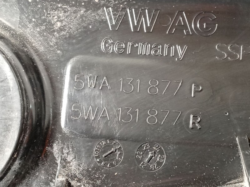 Recambio de deposito aditivo fap adblue para audi q2 (gab, gag) 2.0 tdi referencia OEM IAM 5WA131877R 5Q0131969G 