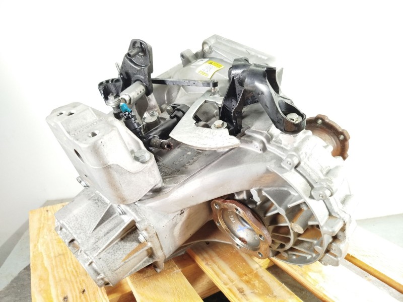 Recambio de caja cambios para volkswagen t-cross (c11, d31) 1.0 tsi referencia OEM IAM VGS 0AJ300044E 