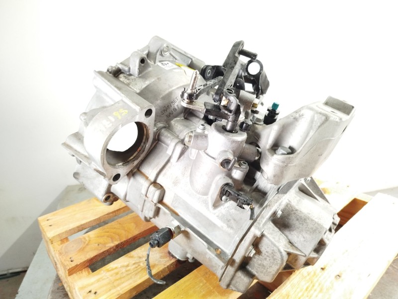 Recambio de caja cambios para volkswagen t-cross (c11, d31) 1.0 tsi referencia OEM IAM VGS 0AJ300044E 