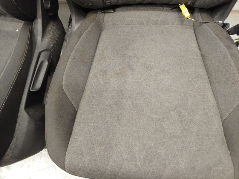 Recambio de juego asientos completo para volkswagen t-cross (c11, d31) 1.0 tsi referencia OEM IAM NOREF  