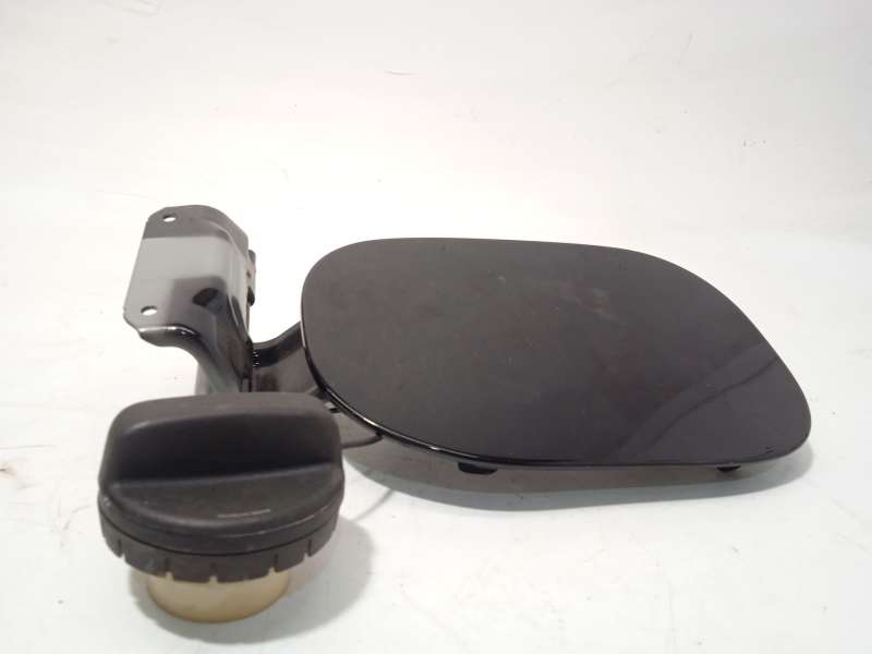 TAPA EXTERIOR COMBUSTIBLE KB7W42410 