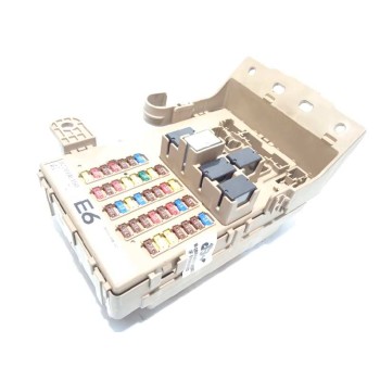 CAJA RELES / FUSIBLES 82201AL150 