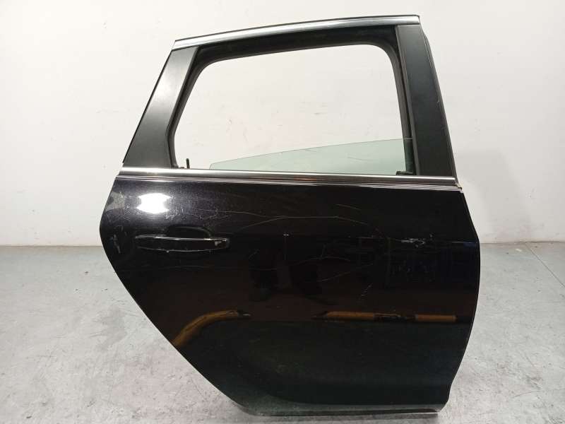 PUERTA TRASERA DERECHA 13285611 
