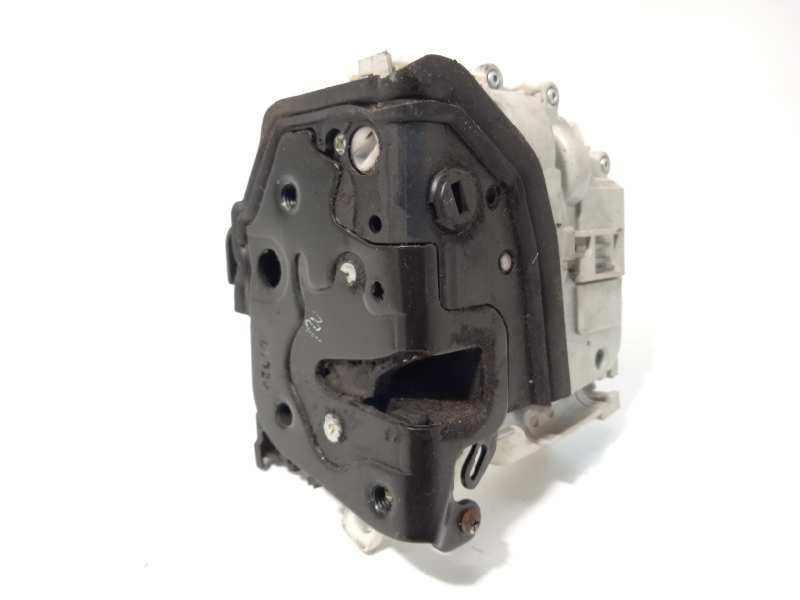 CERRADURA PUERTA TRASERA IZQUIERDA 8X0839015E 