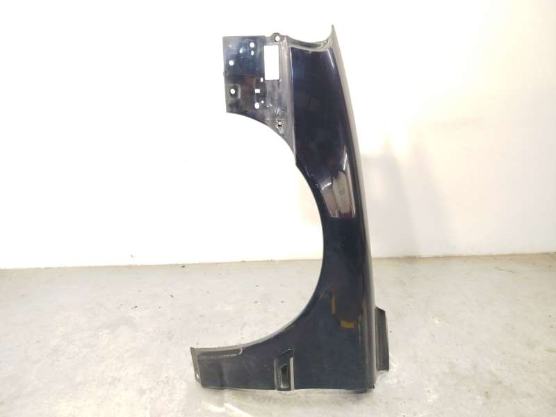 ALETA DELANTERA IZQUIERDA 8679352 