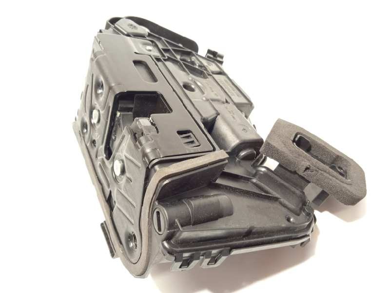 CERRADURA PUERTA DELANTERA DERECHA 5TB837016C 