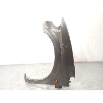 Recambio de aleta delantera izquierda para chrysler voyager (rg) 2.8 crd lx referencia OEM IAM 5018445AA K05018445AA 