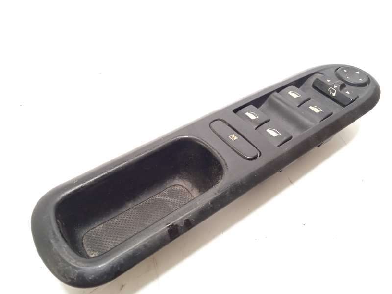 MANDO ELEVALUNAS DELANTERO IZQUIERDO 96468704XT 