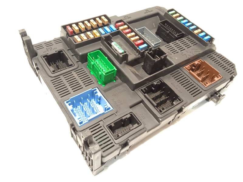 CAJA RELES / FUSIBLES 9819850080 1663368780 