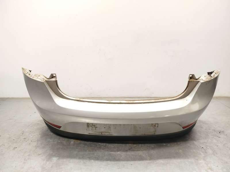 PARAGOLPES TRASERO 6J4807421GRU 