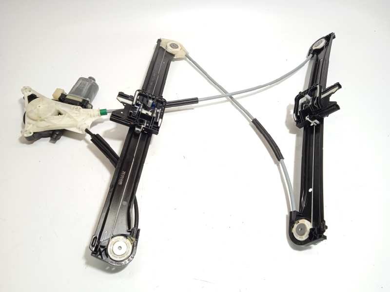 ELEVALUNAS DELANTERO IZQUIERDO 8V4837461 5Q0959802B