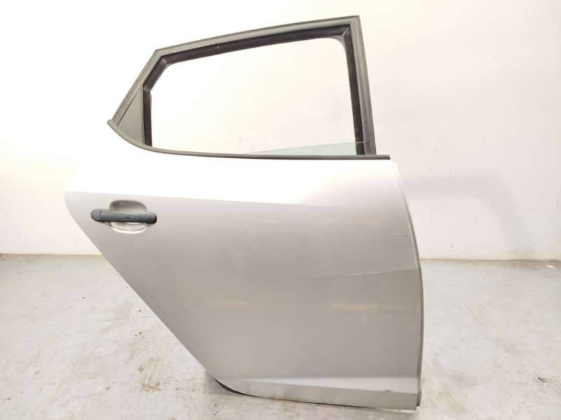PUERTA TRASERA DERECHA 6J4833056 