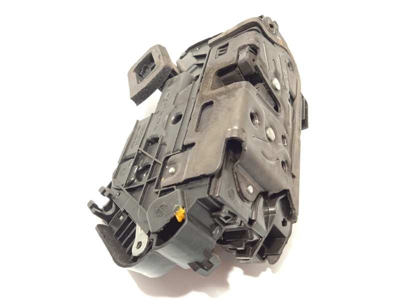 CERRADURA PUERTA DELANTERA DERECHA 5TB837016A 