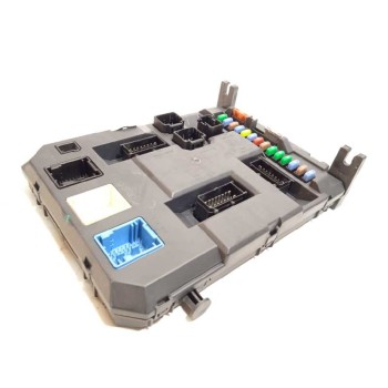 CAJA RELES / FUSIBLES 9666952280 1663371380 