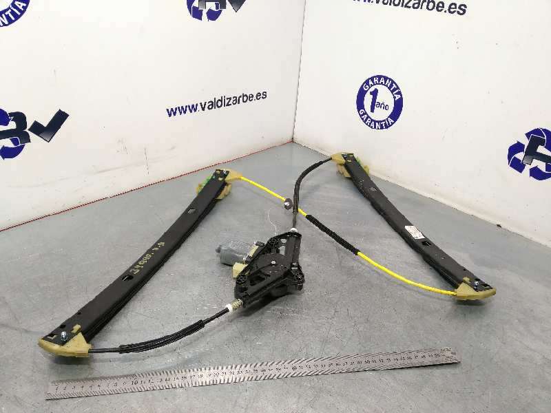 ELEVALUNAS DELANTERO DERECHO 5E0837462 