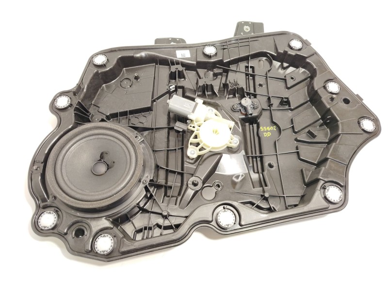 ELEVALUNAS DELANTERO DERECHO L1TBS23200CH L1TB14A389BE 