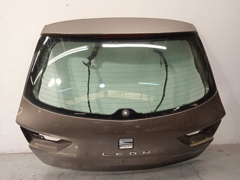 PORTON TRASERO 5F9827024 5F9827933EGRU 