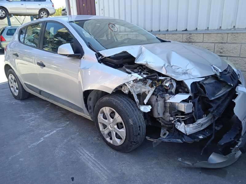 RENAULT MEGANE III BERLINA 5 P