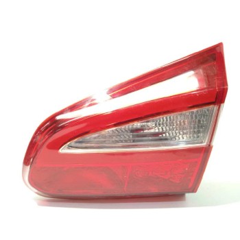 PILOTO TRASERO DERECHO INTERIOR 92404A2200 